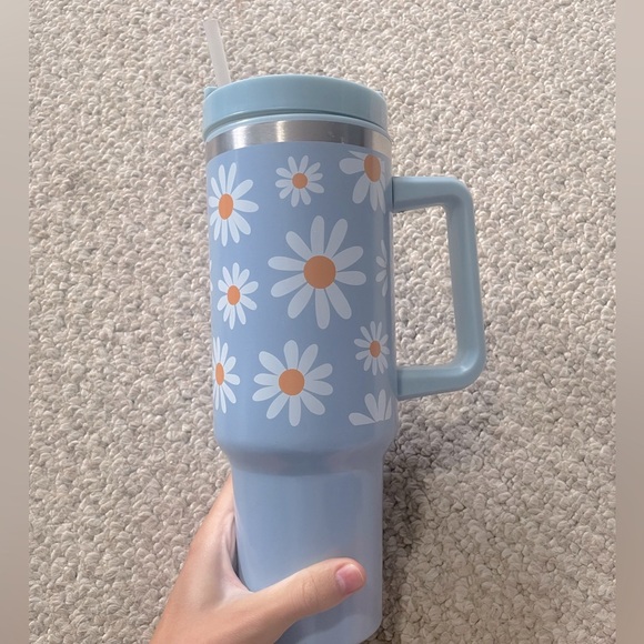 40 fl.oz. Flower Water Bottle - Picture 1 of 5
